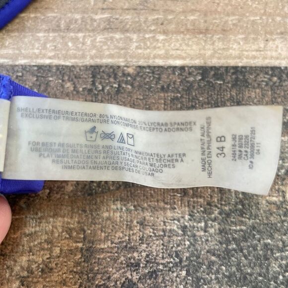 Victoria’s Secret Original 2011 Swim Push Up Halter Bikini Top Size 34B - Picture 7 of 7